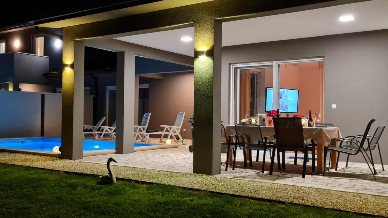 Villa Robert Каштелир Экстерьер фото